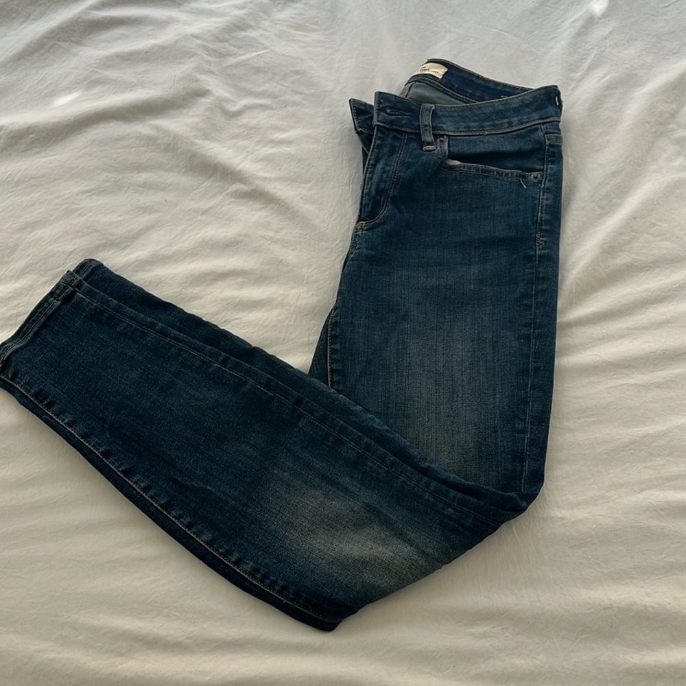 Gap curves true skinny Jean